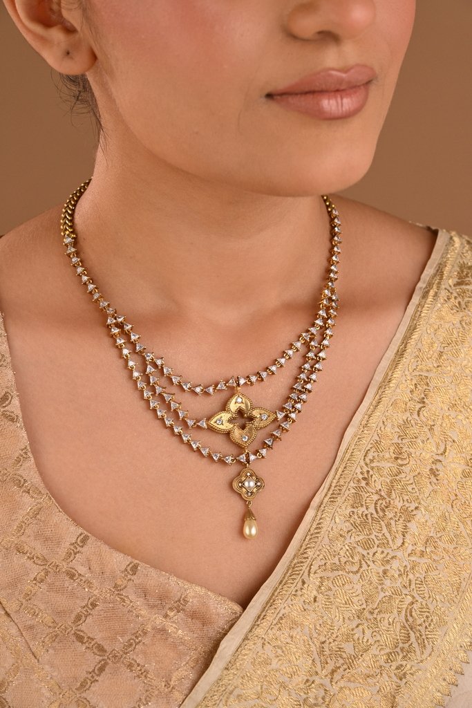 Neve Necklace 3 Neve Necklace