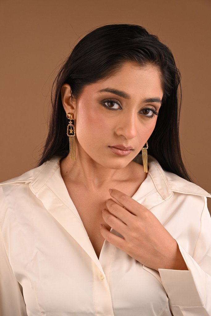 Deja Earrings 2 Deja Earrings