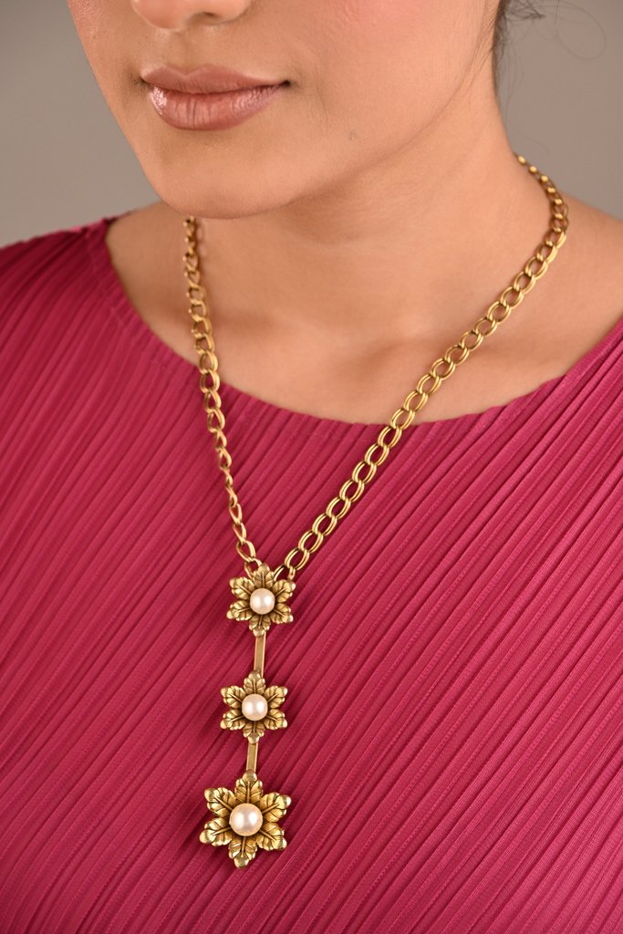 Azra Necklace 3 Azra Necklace